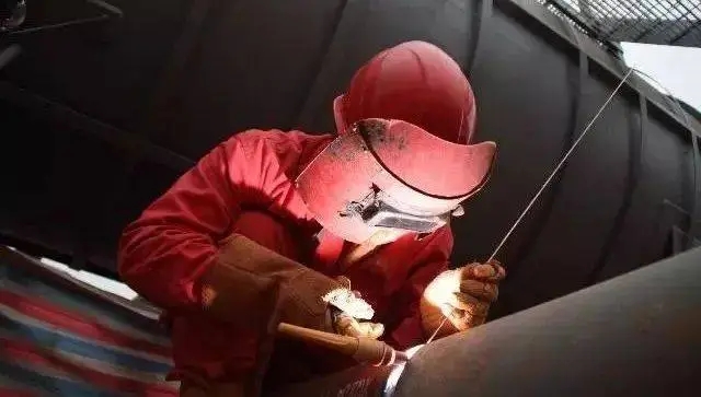 弧光效應(yīng)對人的影響